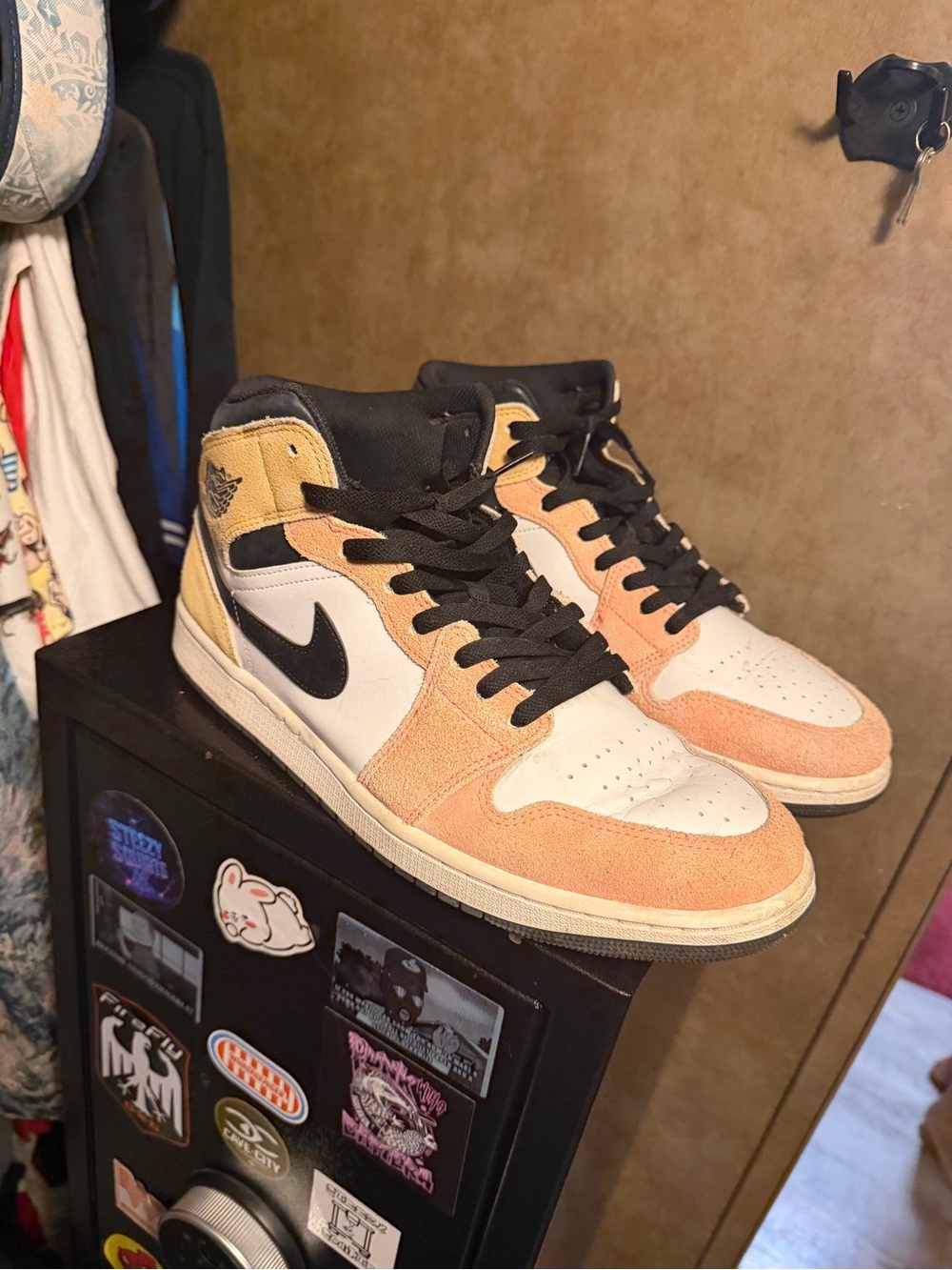 Nike Air Jordan 1 Mid Peach, White & Black